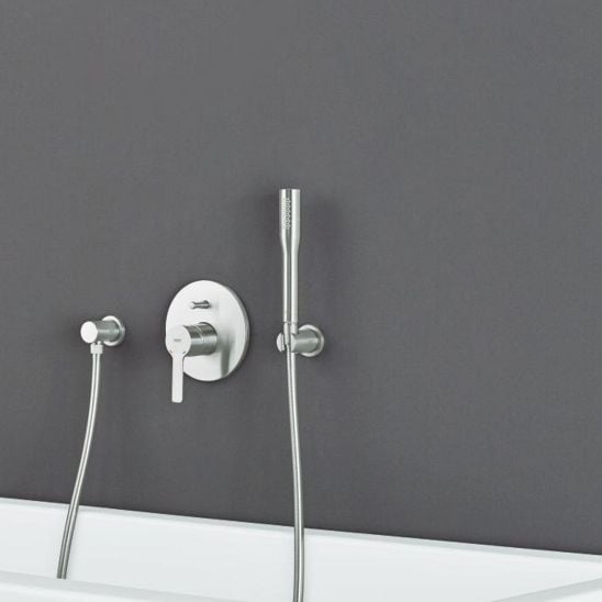 Készlet fejzuhany karral Grohe Rainshower 26558DC0, kád és zuhany csaptelep Grohe Lineare 24064DC1, 26658DC0, 27400DC0, 28362DC1