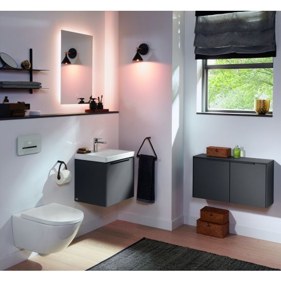 Készlet Wc csésze + WC ülőke szett Villeroy & Boch Subway 3.0 4670TS01, beépíthető keret Villeroy & Boch ViConnect 92246100, 92249061