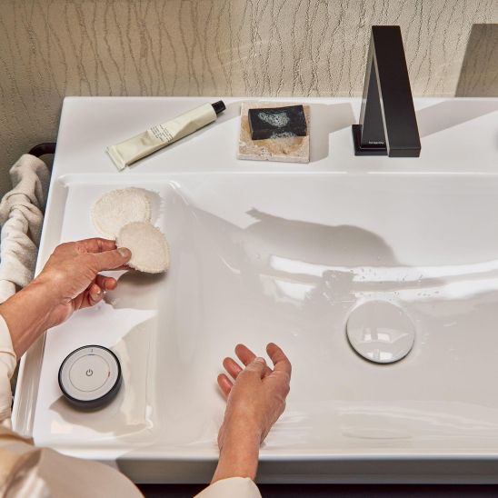 Készlet szekrény Hansgrohe Xelu Q 54028700, mosdótál Hansgrohe Xelu Q 61031450