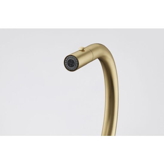 Készlet konyhai csaptelep Franke Mythos Masterpiece Pull-Out Spray 115.0711.558, folyadékadagoló Franke Atlas 112.0717.105